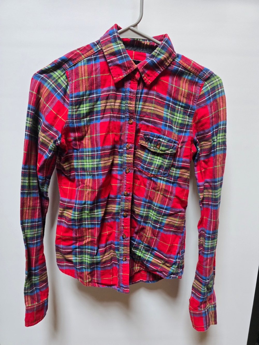 Abercrombie & Fitch Red Plaid Button-Down Shirt - XS